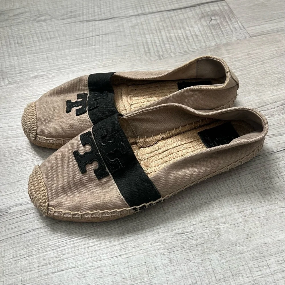TORY BURCH WESTON ESPADRILLES Beige and Black Flats 6.5